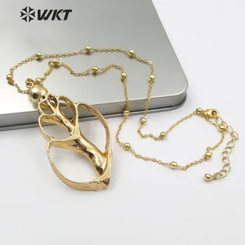 

WT-JN084 Big Trumpet Shell Necklace Gold Electroplated Sliced Pendant Women Summer Jewelry Natural Sea Shell Pendant Necklace