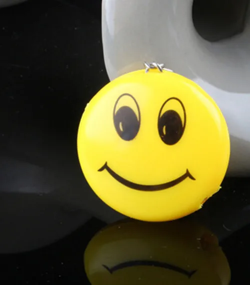 

New 2017 2Pcs Pro 2 in 1 Smile Keychain LED Flashlight Torch+UV Ultra Violet Light