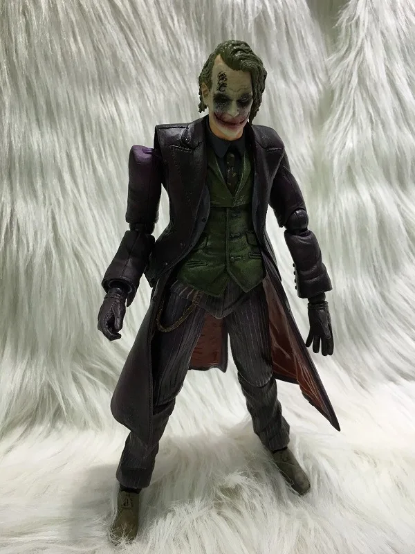 Chanycore The Joker 27cm 1pcs Bat Man The Dark Knight Rises Action Figure DC Comic Play Arts Kai Ba
