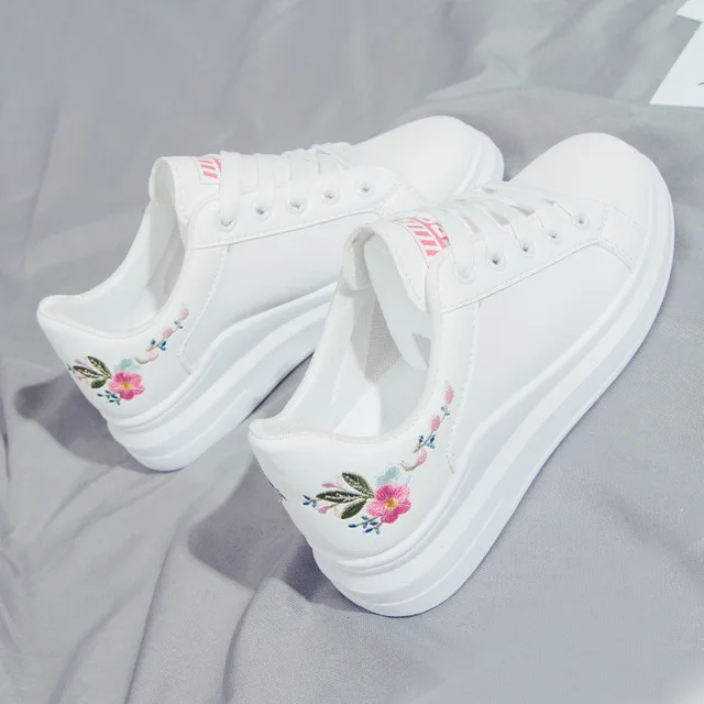 

new top 2019 high quality women Sneakers Running Shoes Outdoor Lightweight Sport Shoes women Jogging shoes sapato feminino