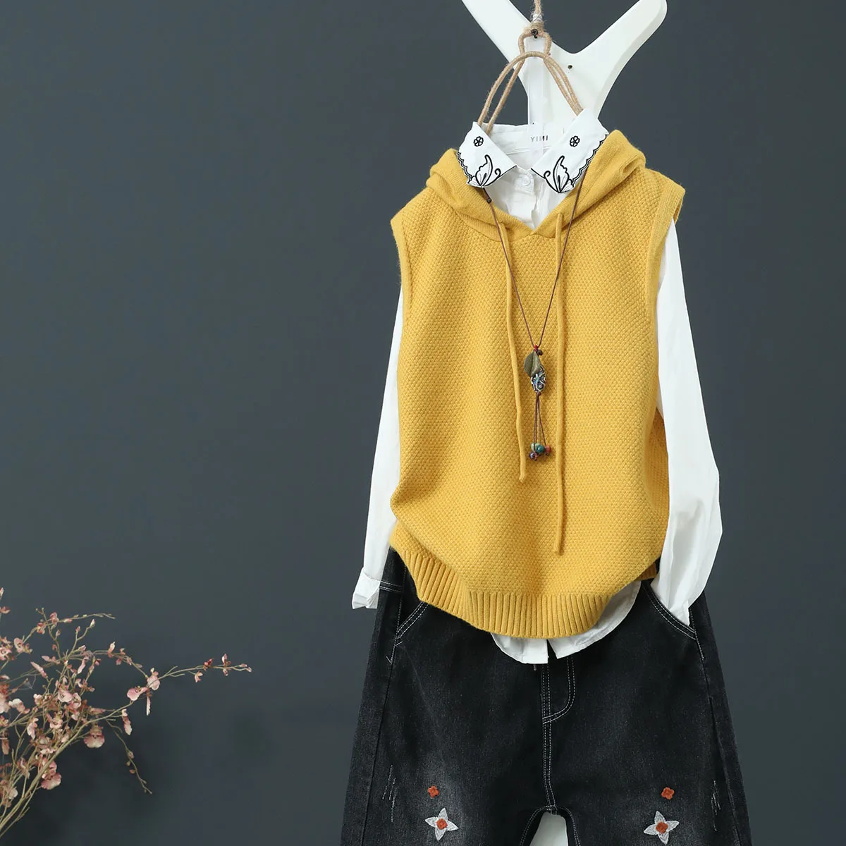 Осенне-зимний женский жилет с капюшоном в стиле ретро, дизайн, Свободный Тонкий Модный вязаный свитер, женская верхняя одежда