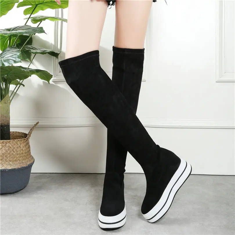 5M7A6800