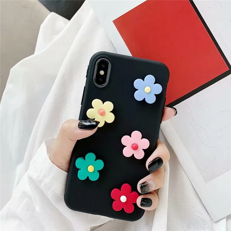 

GYKZ Korea Style 3D Flower Phone Case For iPhone XS MAX XR X 8 6 6s Plus Black White Soft Silicone Back Cover For iPhone 7 Coque