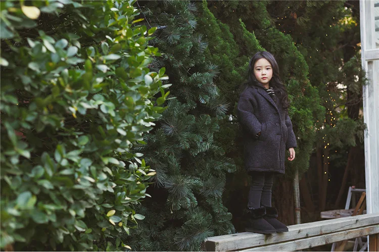 3652448885_2007740421