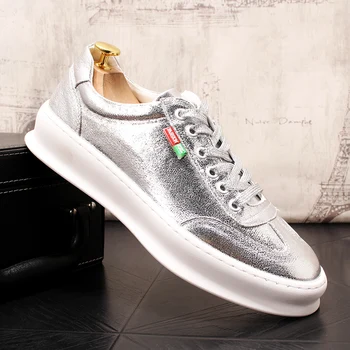 

Fashion Men Casual Shoes Business Scrub Leather Shoes Hair Stylist Flats Male Glossy Casual retro Loafers Men Leather Shoes