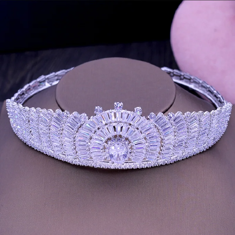 

Luxury Bridal AAA Cubic Zircon Tiaras Crowns Princess Queen Pageant Prom Tiara Headband Beauty Wedding Hair Accessorie H-061