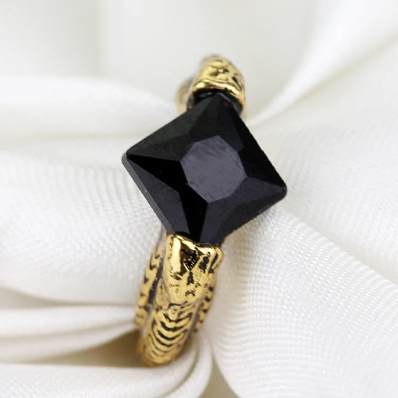 

Action Figures Toys Bronze Rings for Women Man the Deathly Hallows Rings Man Finger Black Resurrection Stone Men Rings Toys