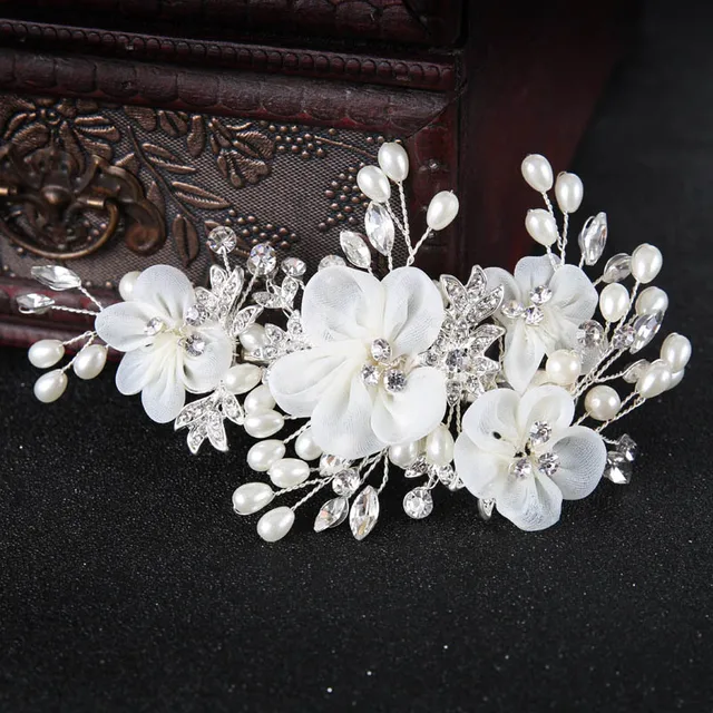 Trendy Bridal Hair Ornaments Yarn White Flower Pearl Hair Clip For