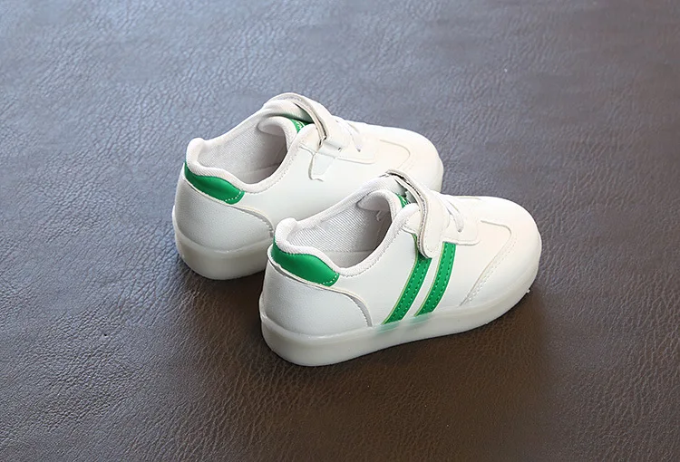 Г., весенне-осенний детский светодиодный свет обувь для мальчиков и девочек, Повседневная светящаяся доска, обувь для малышей, дышащая Спортивная обувь