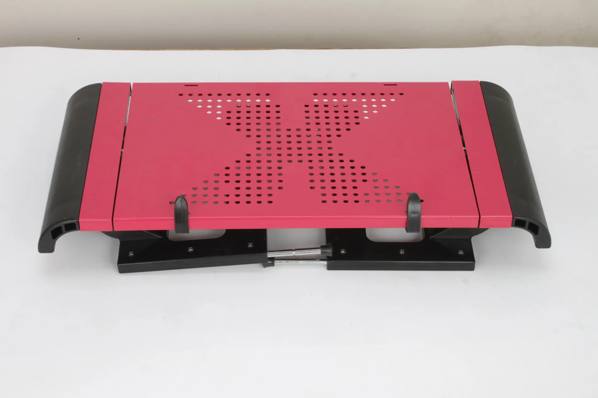 Adjustable Portable Laptop Table Stand Lap Sofa Bed Tray Computer Notebook Desk bed table Folding Aluminum Office Desk D2