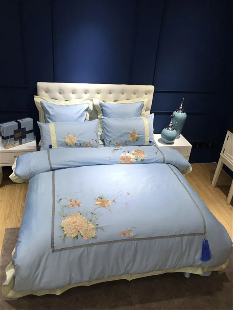 

2017 New 4/7pcs Bedding Set Egyptian cotton Bed Sheets flower Embroidery Duvet Cover Home Textile Juegos de Sabanas