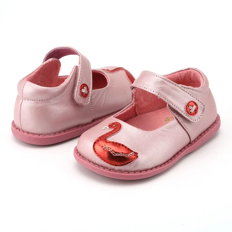 TipsieToes бренд Повседневное бейби Кид для детей начинающих ходить; широкий ассортимент обуви: мокасины белого лебедя для девочек Осенняя мода кроссовки NMD из натуральной кожи - Цвет: Розовый