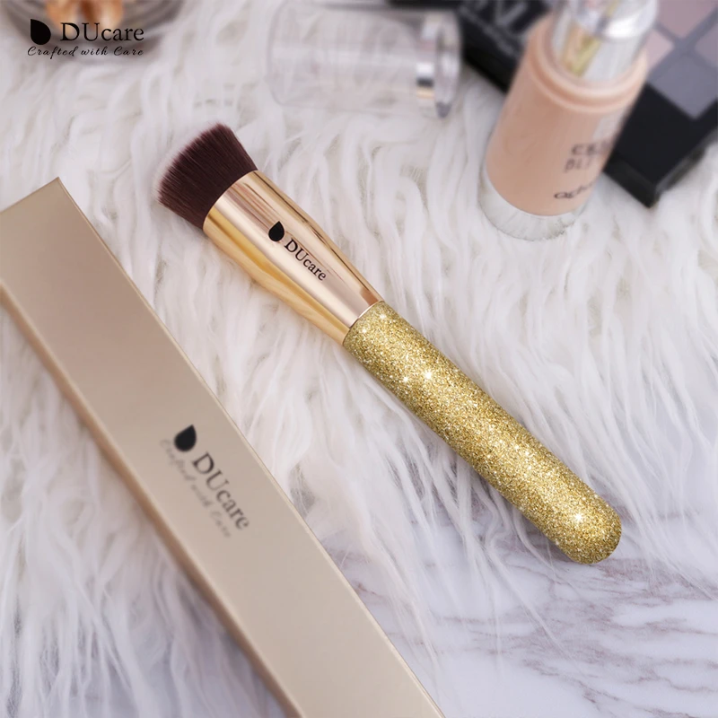 Новые DUcare 1 шт. Кисть для нанесения основы плоская кисть Кабуки Золотые кисти лица