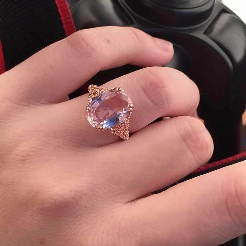 Huitan Новое поступление обручальное кольцо модное розовое золото цвет предложение кольцо для женщин с милым прозрачным розовым CZ камнем Трендовое ювелирное изделие