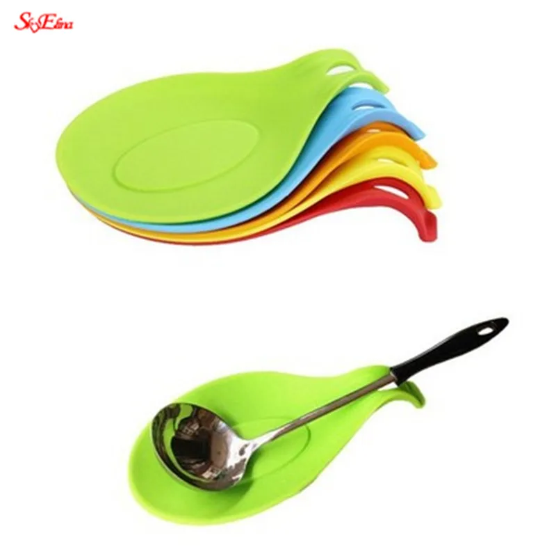 1Pcs Silicone Spoon Rests Silicone Heat Resistant Placemat Drink Glass Coaster Tray Spoon Pad Kitchen Tool 5ZCF419