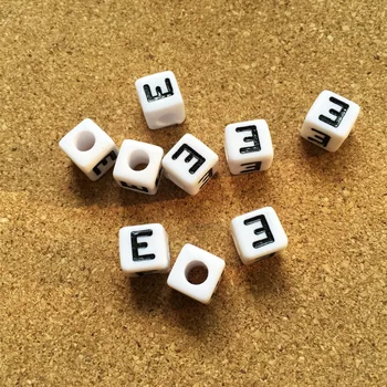 

Single Initial E Printing White Cube Acrylic Alphabet Beads 1100pcs/Lot 8*8MM Plastic Letters Spacer Beads Fit Bracelet Necklace