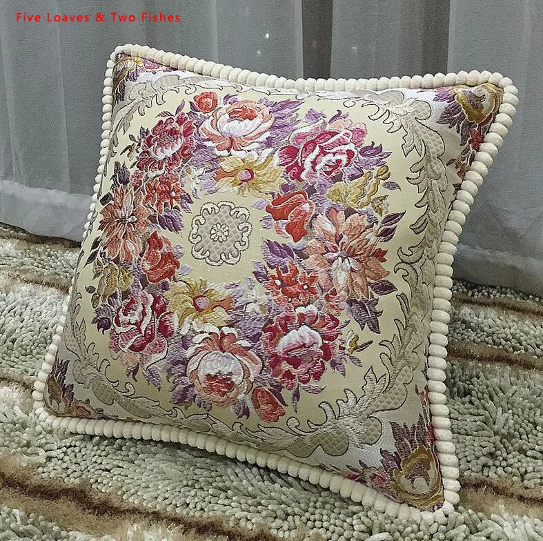 

Hot Sale Pillowcase European Classic Pillow Cover Retro Embroidery Pillowslip Home Textile Cushions No Inner Core Pillow Case