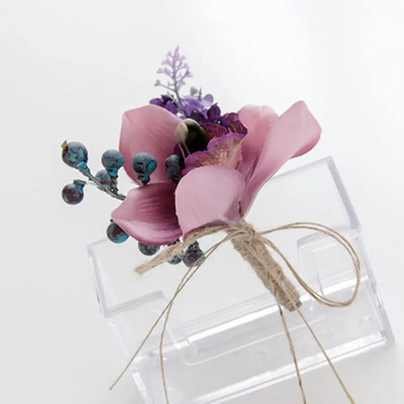 boutonniere-2-light purple