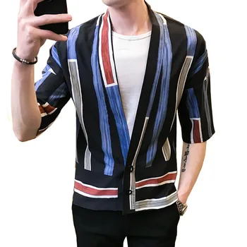 

Summer new loose comfortable headless wind Japanese kimono striped short-sleeved cardigan coat / 2019 new men's cardigan