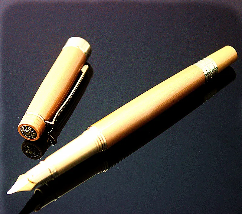 Picasso Pimio 917 Hot-selling Metal Fountain Pen Smooth Black and Gold Clip Inking Pens with Original Gift Case 0.7 mm Nib Picasso Pimio 917 Hot-selling Metal Fountain Pen Smooth Black and Gold Clip Inking Pens with Original Gift Case 0.7 mm Nib
