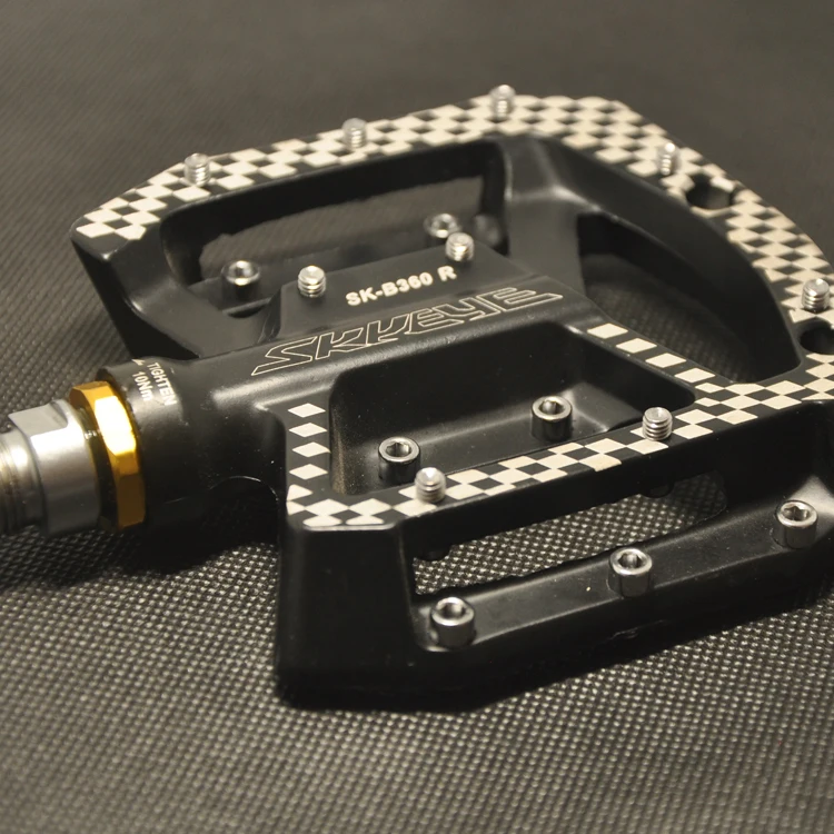 down-hill-bicycle-pedal3