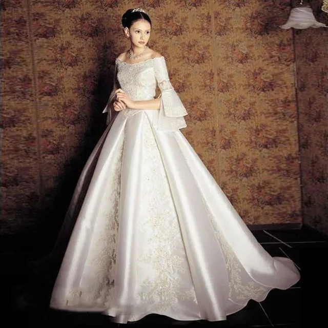 Vintage Satin Wedding Dresses with Sleeves