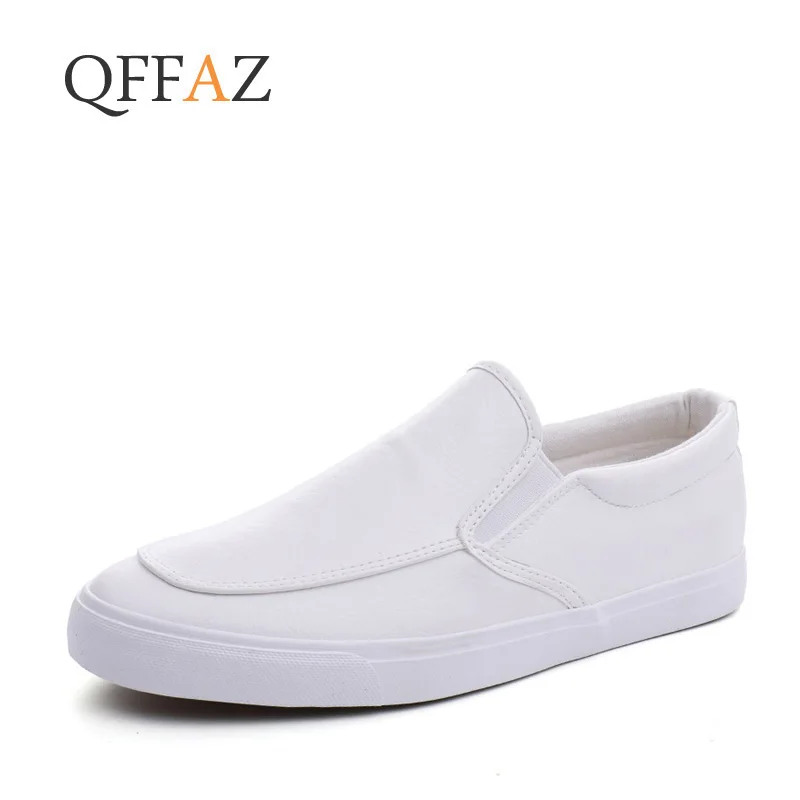 

QFFAZ 2019 Spring Man Flats Soft leather Loafers Flats male Casual White Sneakers Shoes Man Slip On Round Toe Flat Shoes