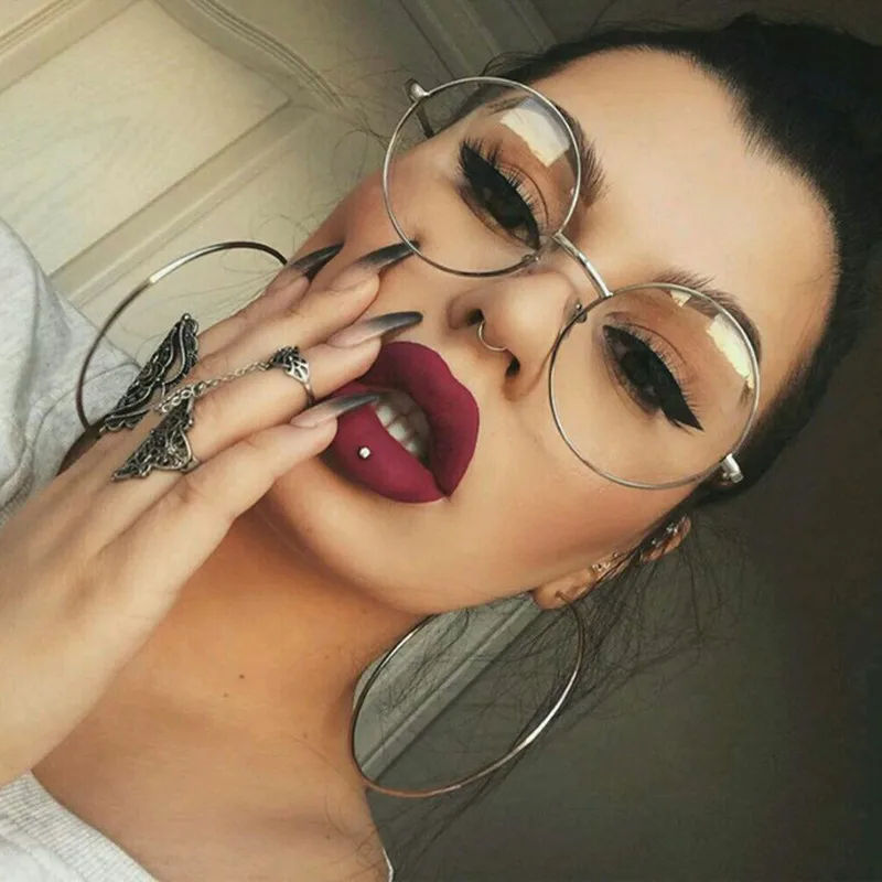 Licking piercing glasses solo