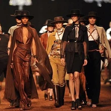 Лихуа бренд Для женщин шляпа с широкими полями шляпу с плоским верхом, фетровые шляпы шерстей Fedora Церковь Дерби вязаная шляпа с бантом, черный/белый/Красного цвета котелок Прямая