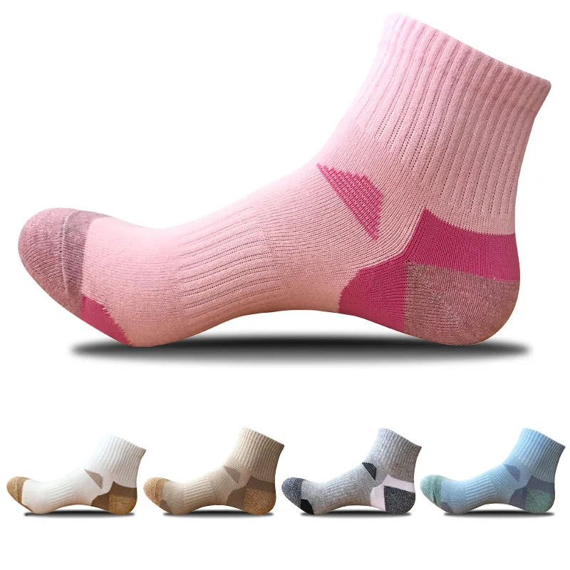 

5 Pairs women socks outside Crew Cotton socks size 35 to 40 Plus size 40 to 45 for men socks
