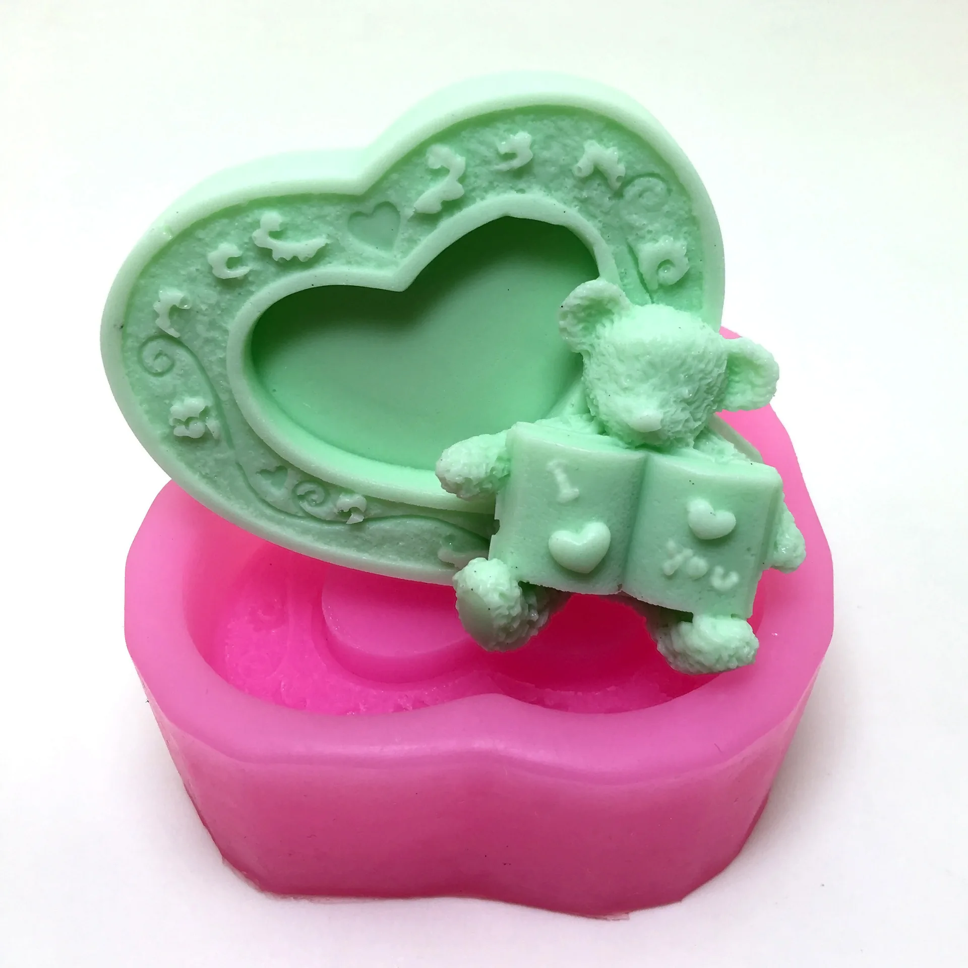 

Craft 3D heart shaped bear carved soap silicone mold Valentine's Day handmade soap mould