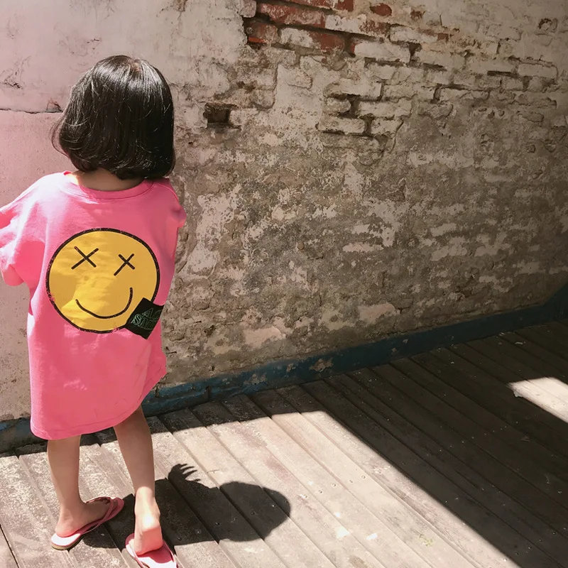 Item de Verão Camiseta com Grande Novo Menina Longa Sorriso Design 2020 15 camiseta com grande sorriso design