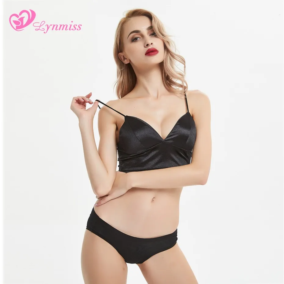 2018 New Lynmiss Fashion Sexy Underwear Women Set Lingerie Seamless Breathable Women Sexy Erotic Lingerie Women Underwear Set (1)