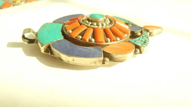 TBP527 индийские Винтажные Ювелирные изделия медные инкрустированные красочные каменные подвески большие