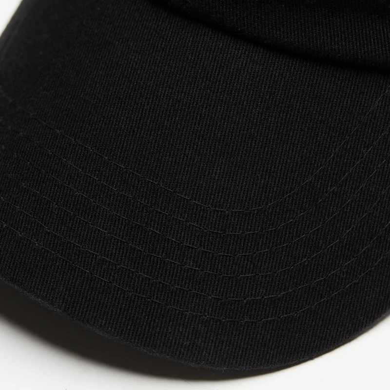 baseball-cap-black-hat-shark-detail-visor