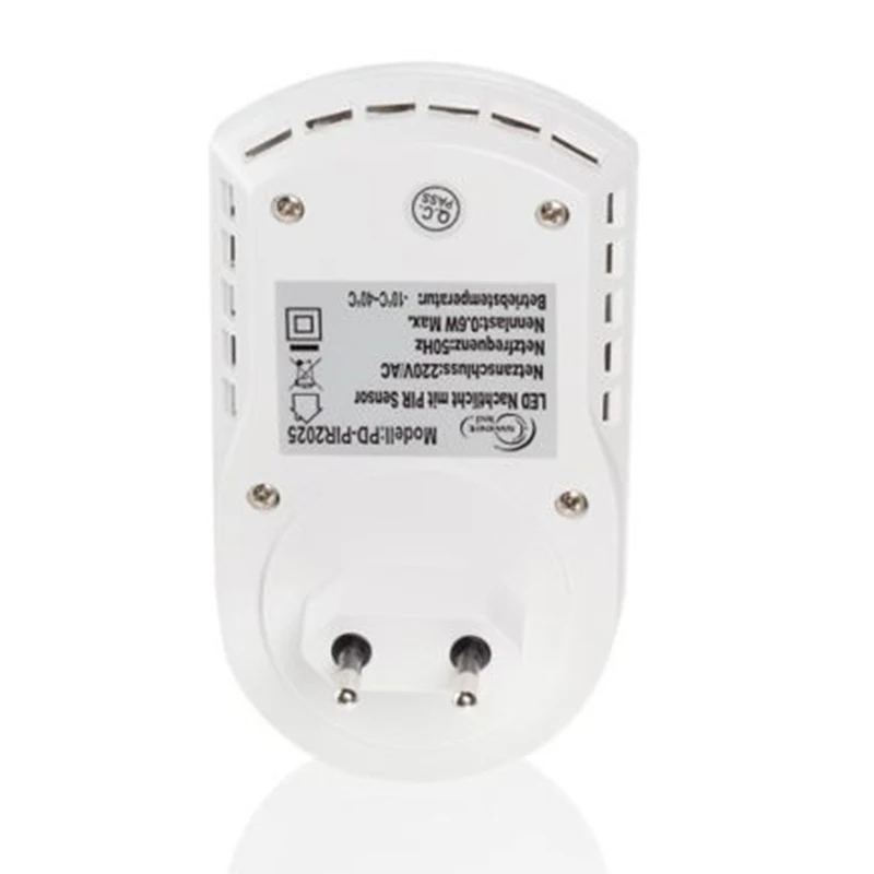 New  9LED 0.6W Plug In Detector Motion Socket Light Hallway Safe Night Emergency Lamp