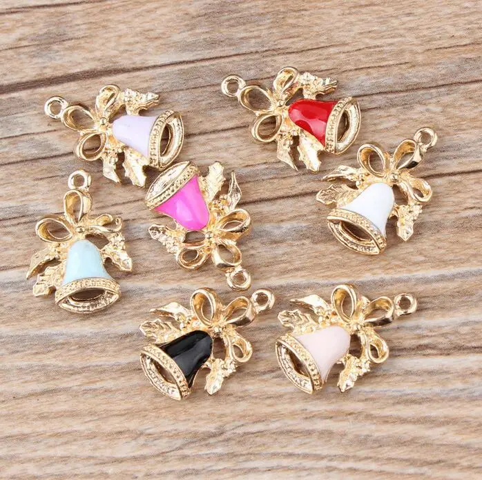 

Kwoi Vita Alloy Christmas Bell Enamel Charms Pendants for Bracelet Keychain Handbag Fashion Jewelry 20pcs a lot 15x21mm