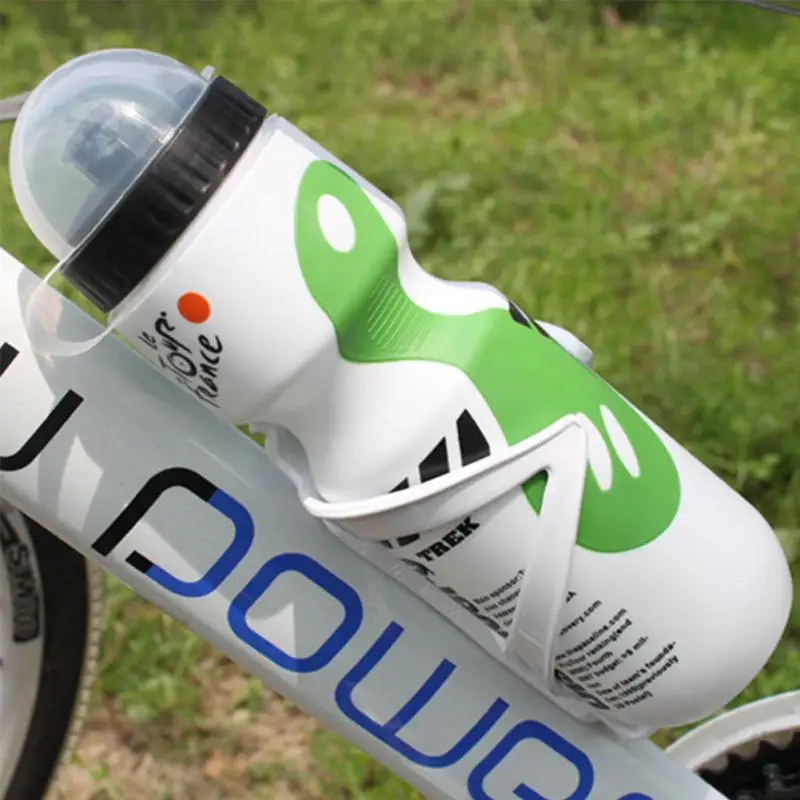 

650ML Outdoor Sports Cycle Kettle Plastic Shaker Cups Jugs Water Drink Bottles for Mountain Bike Cycling Racing Bicycle Riding