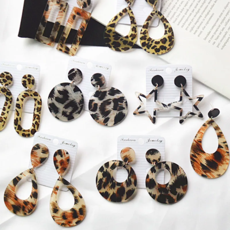 

2019 New Fashion Sexy Leopard Print Multi Acrylic Earrings for Women Cool Geometric Long Statement Earrings Oorbellen Kolczyki