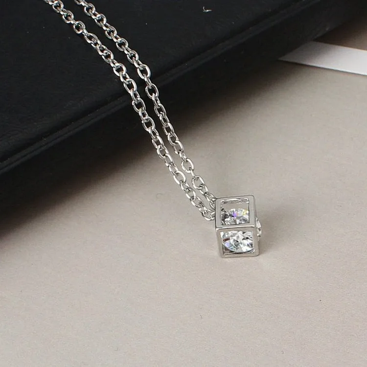 

Popular fashion rubik's cube three-dimensional necklace joker small block short clavicle chain
