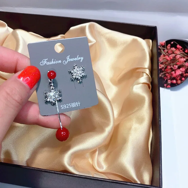snowflake red bead asymmetric earring 925 silver post Hypoallergenic fadeless fashion jewelry stud earrings women Christmas gift