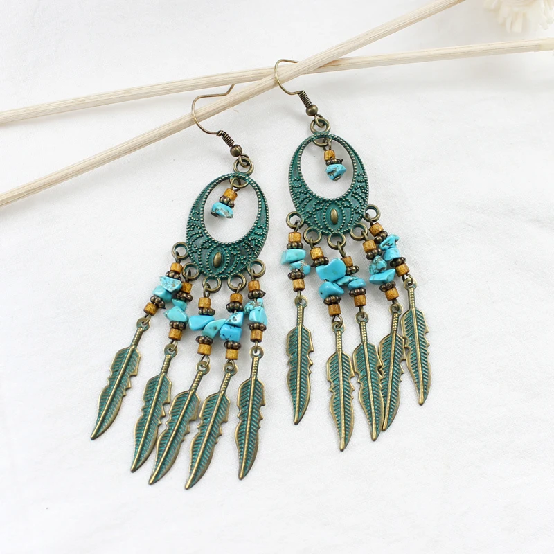 

Retro Green Bohemian Petals Dotted Feathers Leaf-shaped Resins Irregular Geometric Beads Stone Pendant Mental Alloy Earrings