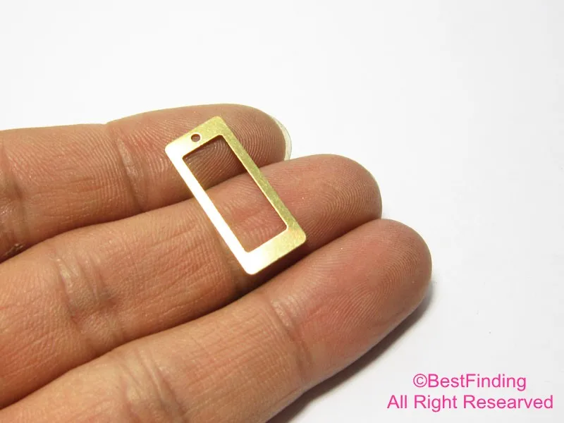 

Raw brass Rectangle pendant 24x10mm Stamping Raw brass findings -R022