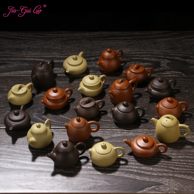 

JIA-GUI LUO Yixing Purple Clay Teapot Clay Kung Fu Oolong Tea Mini Tea Set Tea Decoration N026