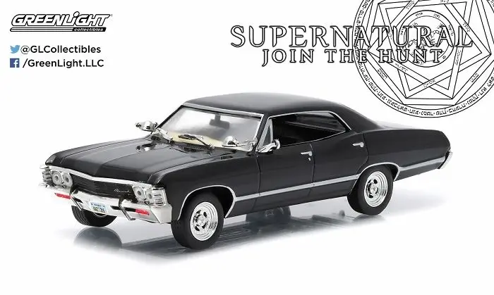 Зеленый светильник 1:43 Сверхъестественное 1967 Chevrolet Impala Sport Sedan бутик сплава автомобиля игрушки для детей Детские игрушки модель