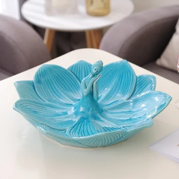 

Ceramic Fruit Plate Creative Mordern Decoration for Tea Table and Sitting Room Soft Home Deco Wedding Gift Dry Fruit Tray