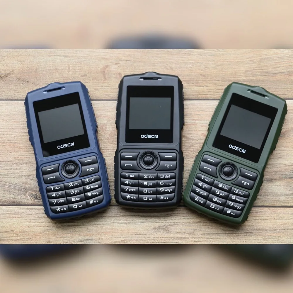 Тонкий прочный сотовый телефон две Sim карты Whatsapp электронная книга Bluetooth камера