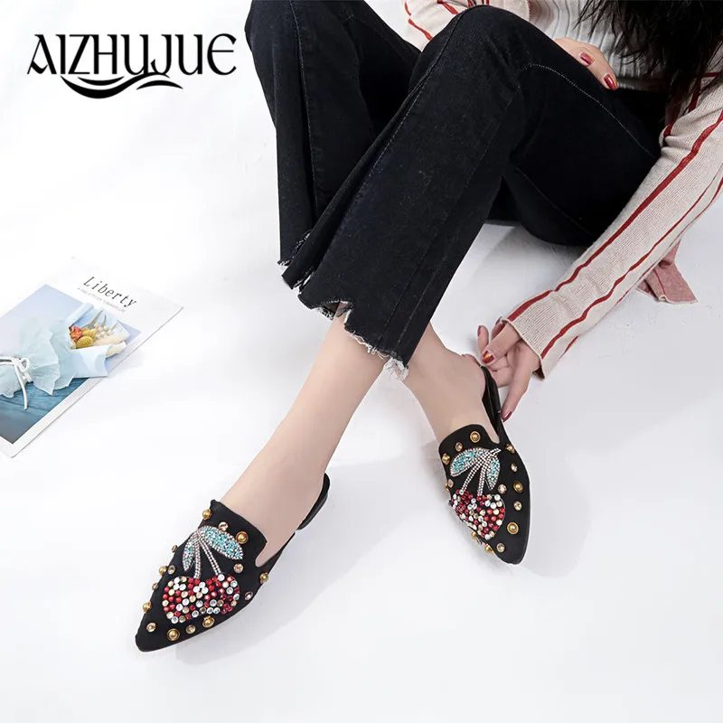 

AIZHUJUE Woman slipper rivet Embroidery Women's Pointed Toe Slippers Chinese Ethnic Style Chunky Heels Women Mules Summer