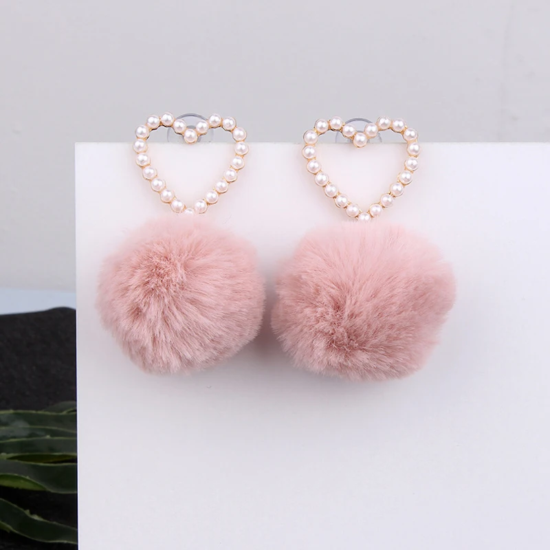 

New Style Fashion Women Simulated-pearl Heart Shape Cute Rabbit Fur Ball Earrings Statement Warm Pompom Ball Earrings 5 Colors