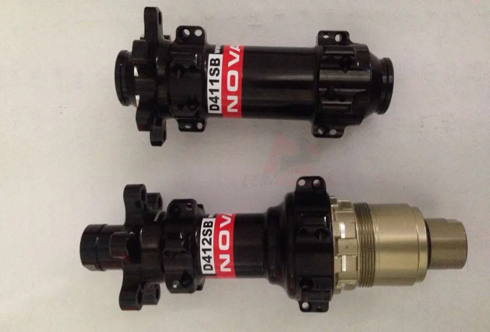 Sale 1090g Lightest  26er Carbon MTB XC Wheels 24mm x 24mm 26 inch Tubeless Clincher Hookless Mountain Bike Wheel set 24 28 Holes 7